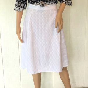 White Cotton Eyelet A Line Skirt 🍃